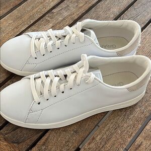 Col Haan GrandPro tennis shoes lightweight white size 5.5 B never worn outside